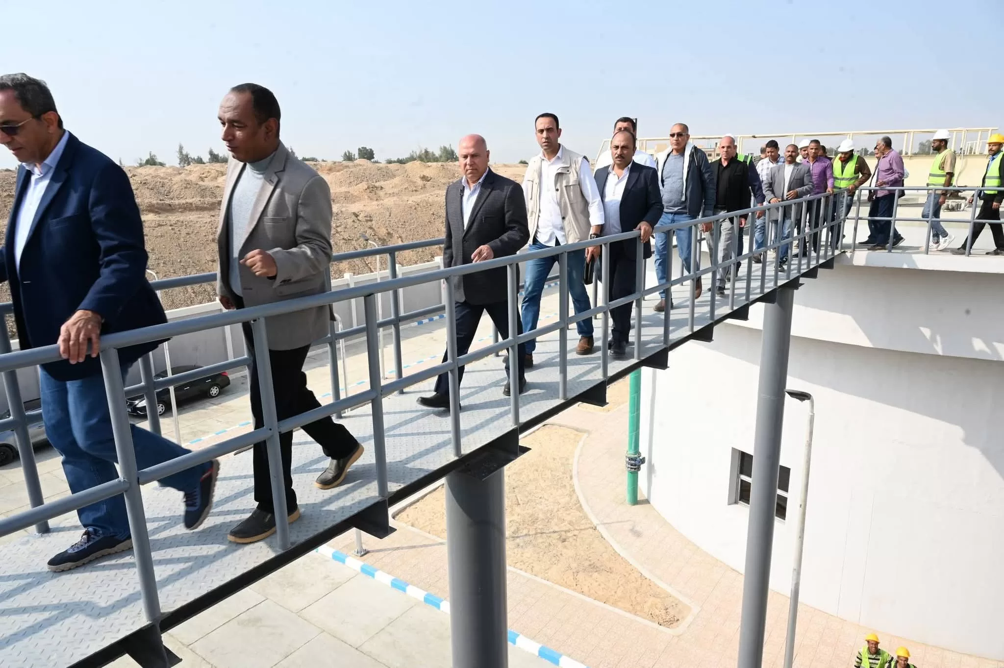 نائب رئيس الوزراء ووزير الصناعة والنقل يتفقد منطقتي "قفط" و"هو" الصناعيتين بقنا 62 - جريدة المساء