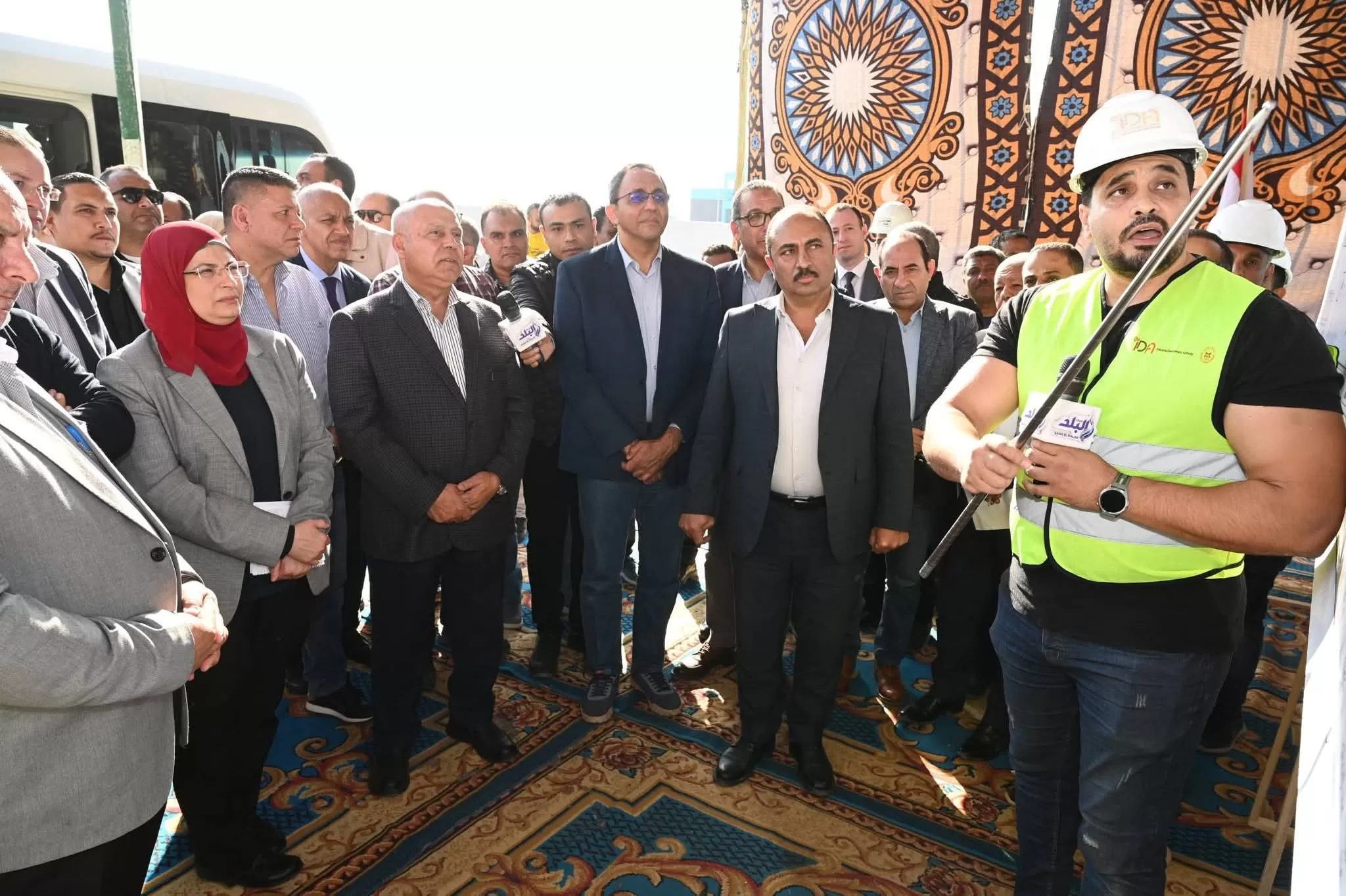 نائب رئيس الوزراء ووزير الصناعة والنقل يتفقد منطقتي "قفط" و"هو" الصناعيتين بقنا 80 - جريدة المساء