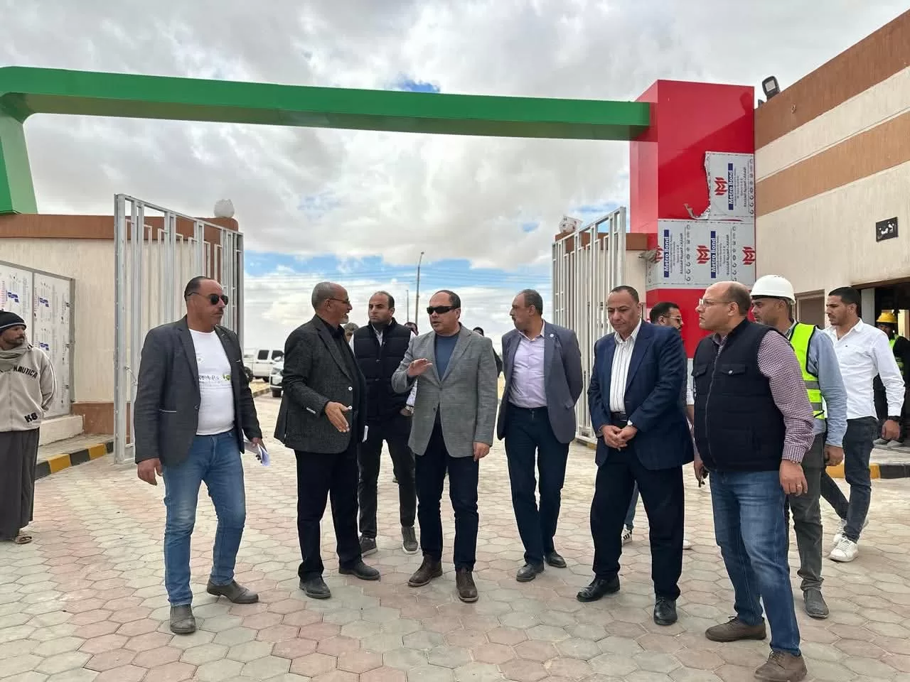 رئيس هيئة تنمية الصعيد يتابع الموقف التنفيذي للمشروعات التنموية ببني سويف 84 - جريدة المساء