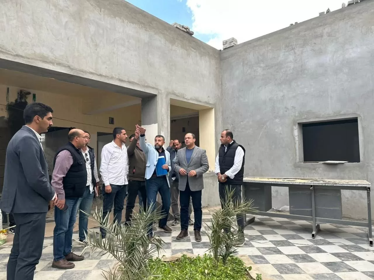 رئيس هيئة تنمية الصعيد يتابع الموقف التنفيذي للمشروعات التنموية ببني سويف 90 - جريدة المساء