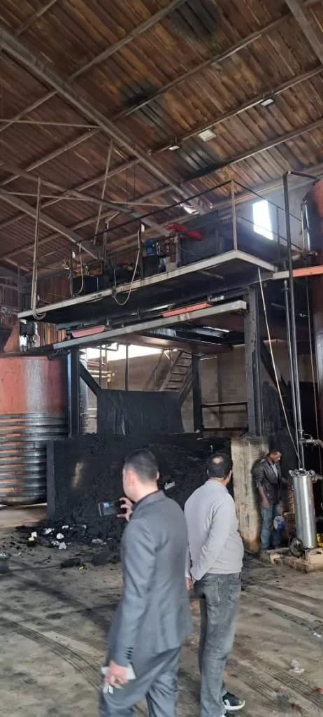 ضبط 15 طن زيوت سيارات مغشوشة داخل مصنع مخالف .. بالمنوفية 22 - جريدة المساء ضبط 15 طن زيوت سيارات مغشوشة داخل مصنع مخالف .. بالمنوفية 21 - جريدة المساء