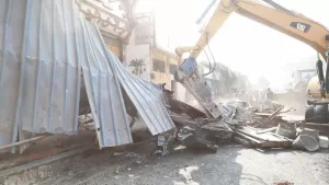 محافظ الشرقية يقود حملة مكبرة لرفع كافة الإشغالات 31 - جريدة المساء