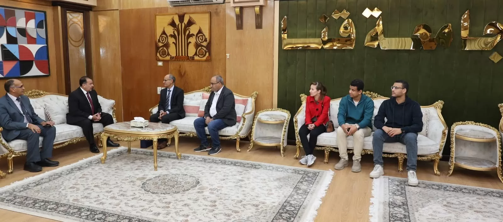 خبير سويسري فى جراحة القلب والصدر بمستشفيات قنا الجامعية 27 - جريدة المساء