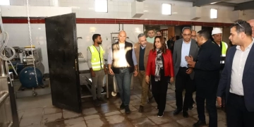 وزيرة التنمية المحلية تتفقد أعمال تطوير مجزر الصالحية بقنا 30 - جريدة المساء وزيرة التنمية المحلية تتفقد أعمال تطوير مجزر الصالحية بقنا 29 - جريدة المساء