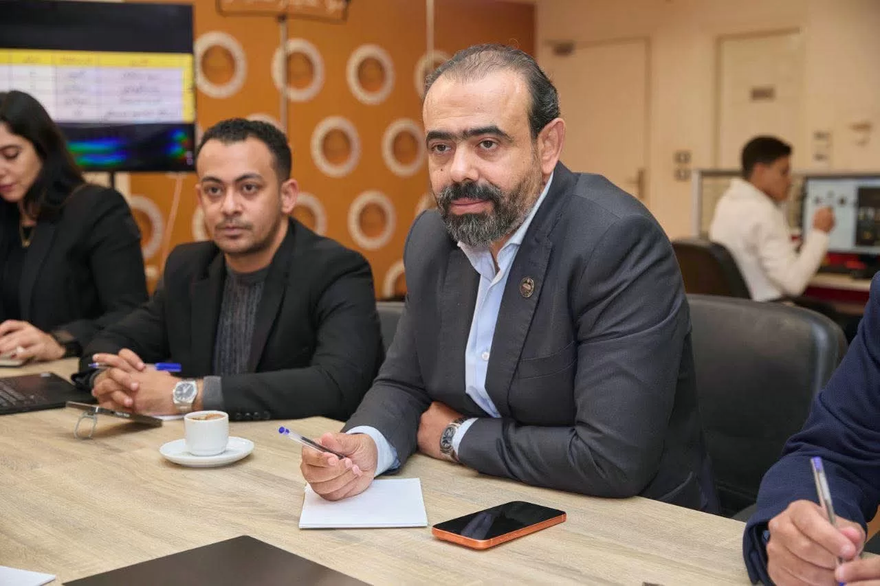 غرفة عمليات “الشعب الجمهوري” تتابع تصويت المصريين بالخارج فى جولة الإعادة بـ19 دائرة ملغاة 20 - جريدة المساء غرفة عمليات “الشعب الجمهوري” تتابع تصويت المصريين بالخارج فى جولة الإعادة بـ19 دائرة ملغاة 19 - جريدة المساء