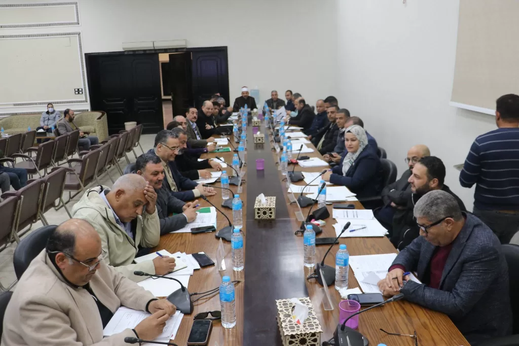 "الفيشاوى" فى اجتماع مجلس أمناء مدينة السادات : نسعى جاهدين لتحقيق الاستقرار الخدمي و الارتقاء بمستوى المعيشة وتوفير احتياجات السكان.. و تلبية تطلعات المستثمرين 24 - جريدة المساء