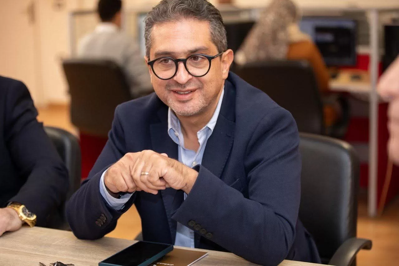 «الشعب الجمهوري» يتابع جولة الإعادة للتصويت بالخارج في الدوائر الـ30 الملغاة 27 - جريدة المساء