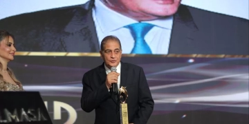 تكريم الإعلامي أسامة كمال كأفضل إعلامي في مصر والوطن العربي لعام 2025 2 - جريدة المساء تكريم الإعلامي أسامة كمال كأفضل إعلامي في مصر والوطن العربي لعام 2025 1 - جريدة المساء