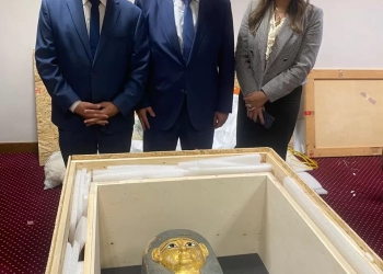 بعد 9 سنوات من الإجراءات القانونية والدبلوماسية.. مصر تستعيد قطعتين أثريتين من بلجيكا ..ثبت خروجهما بطريقة غير شرعية 23 - جريدة المساء