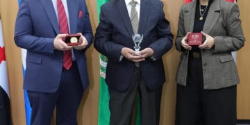 مركز ريادة الأعمال بالأكاديمية العربية يفوز بجائزة أفضل مركز ذات الأثر العالمي لعام 2025 1 - جريدة المساء