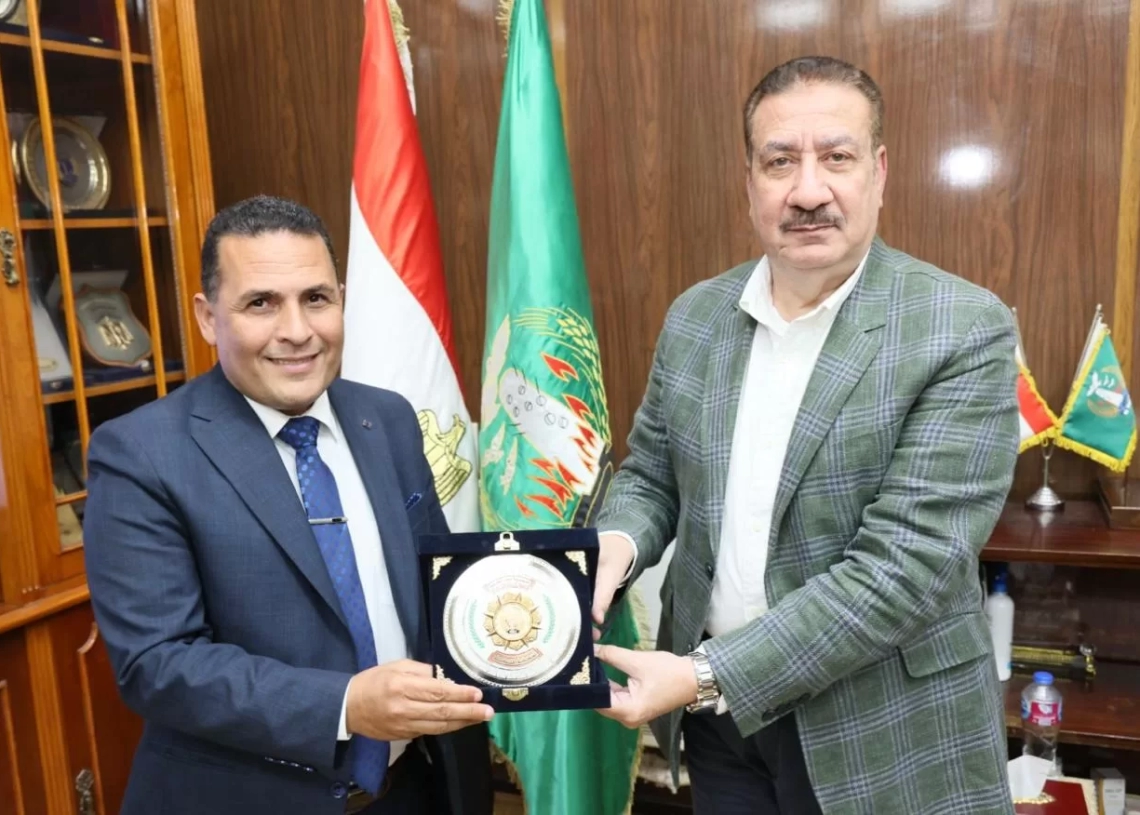 محافظ المنوفية يلتقى وفد كلية الطب البيطرى بالسادات 27 - جريدة المساء