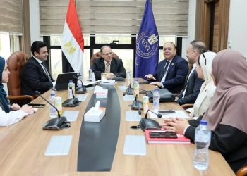 الغمراوي بحث مع شركة "نابكو فارما" تعزيز استثماراتها وتطوير الصناعة الدوائية 19 - جريدة المساء