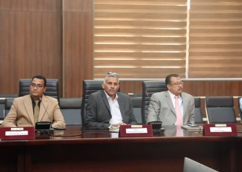 سكرتير عام البحر الأحمر يستعرض الموقف التنفيذي لتقنين وضع اليد والتصالح بالمحافظة 31 - جريدة المساء