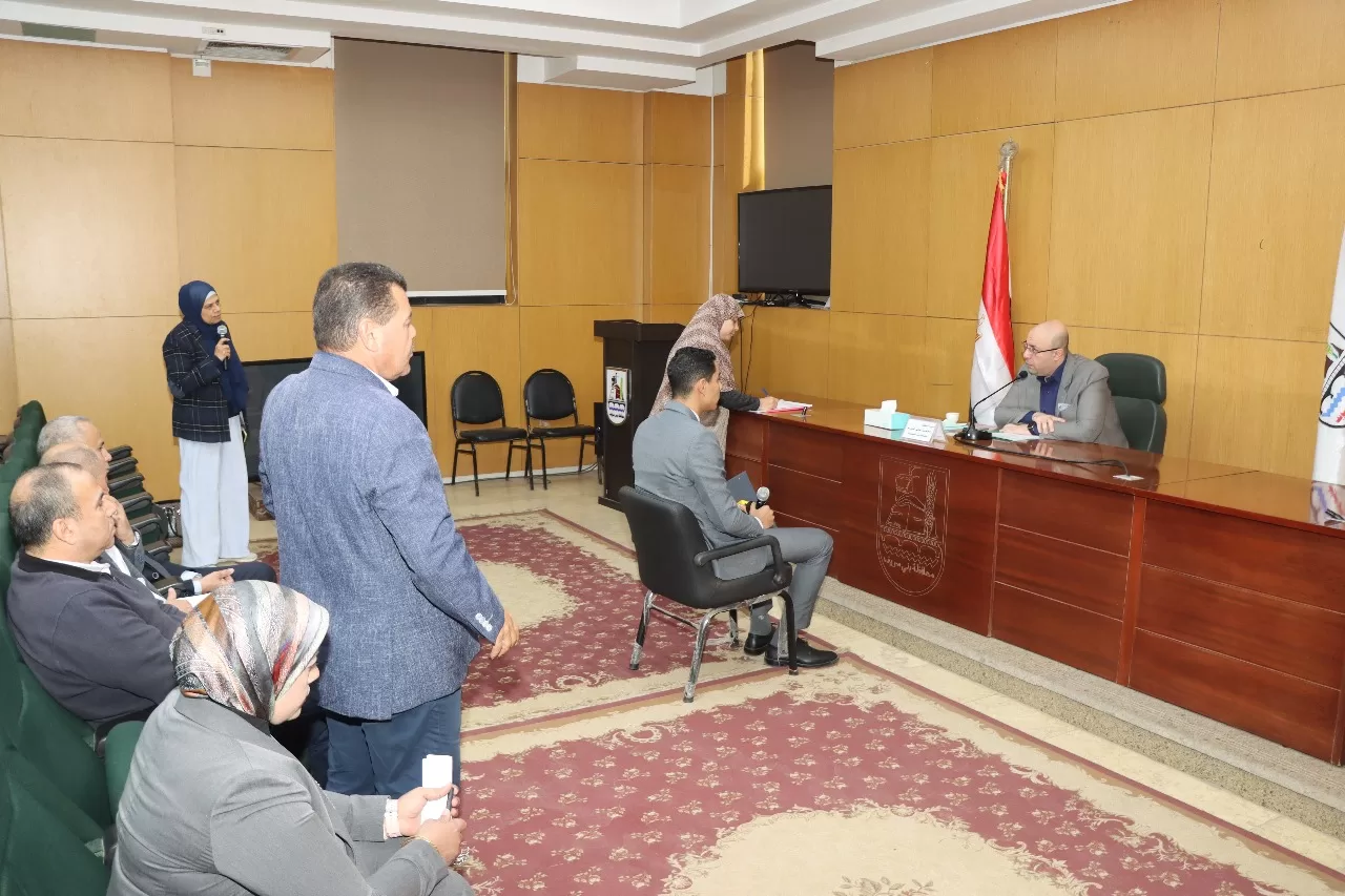 قرارات عاجلة لمحافظ بني سويف لحل مشكلات المياه والصرف والإنارة 41 - جريدة المساء