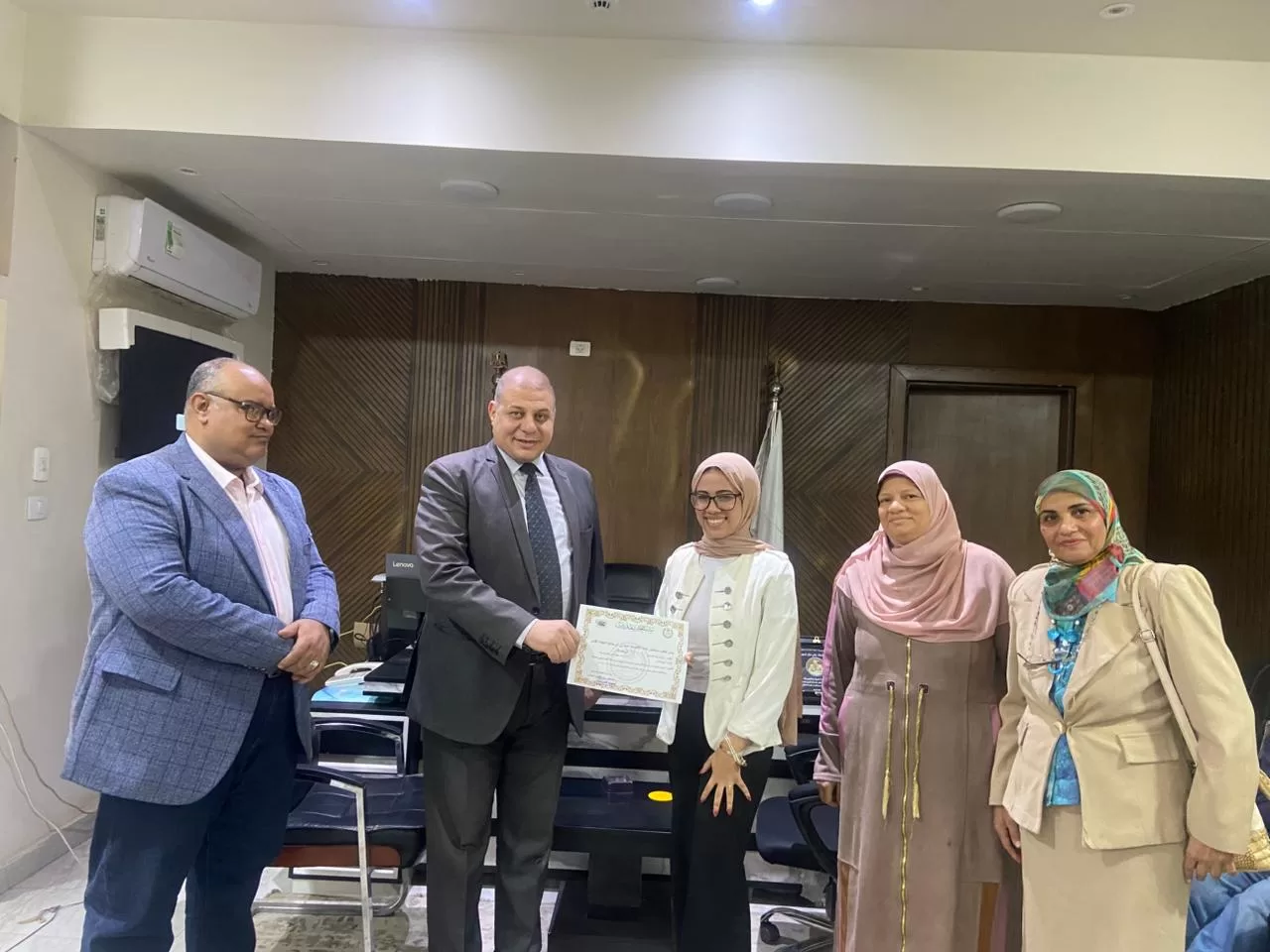 تعليم قنا يكرم المتفوقين في مسابقات الاقتصاد المنزلي والنشاط الصيفي 24 - جريدة المساء