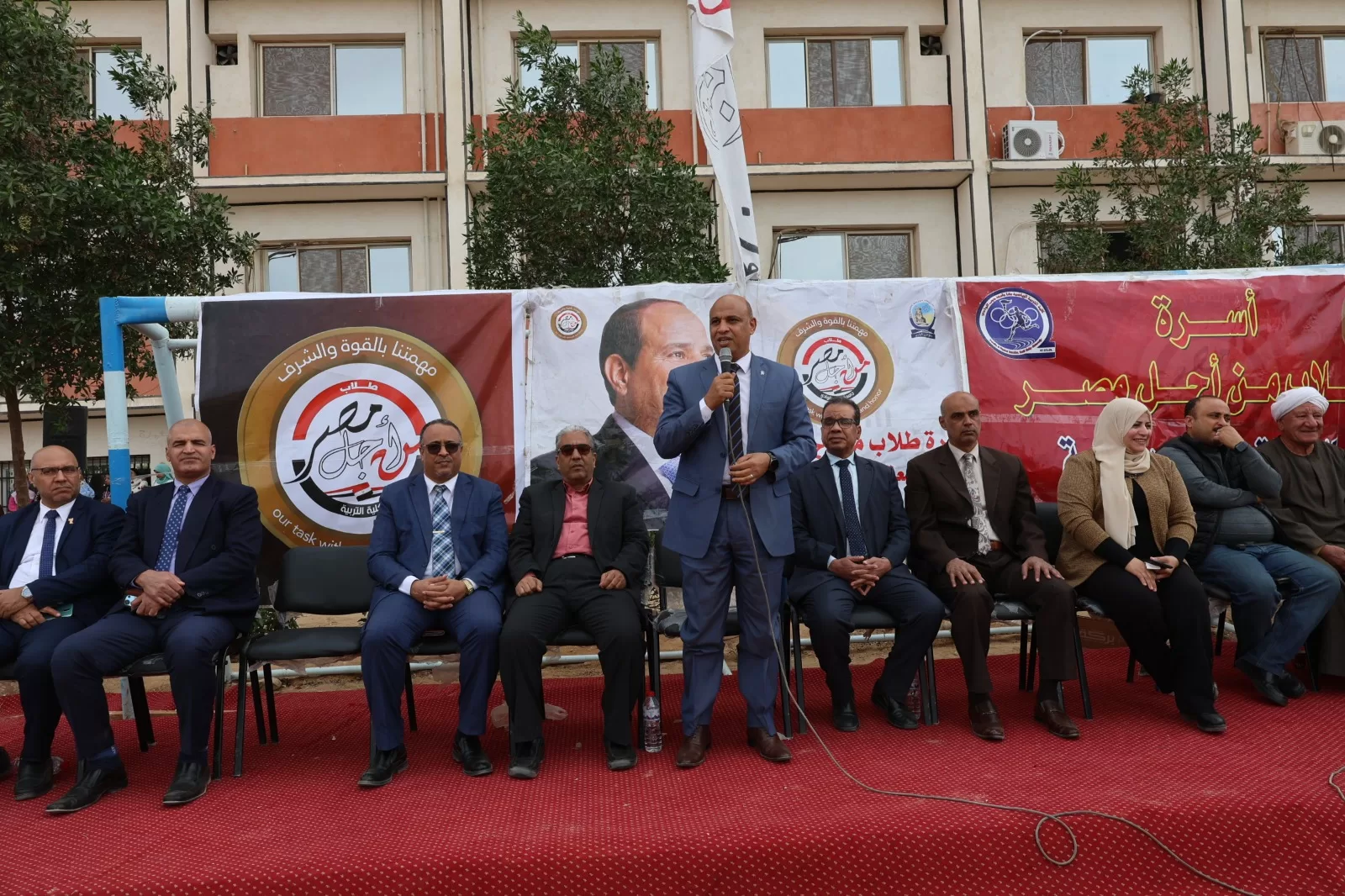 أسرة "طلاب من أجل مصر" تنظم مهرجان الفروسية الأول بجامعة قنا 47 - جريدة المساء