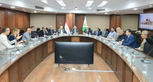 محافظ الجيزة يبحث الفرص الاستثمارية بمركز الواحات البحرية 19 - جريدة المساء