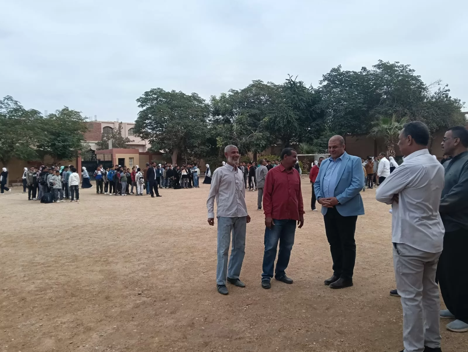 جولة مفاجئة لوكيل تعليم قنا لمتابعة انتظام الدراسة بمدارس قوص 43 - جريدة المساء