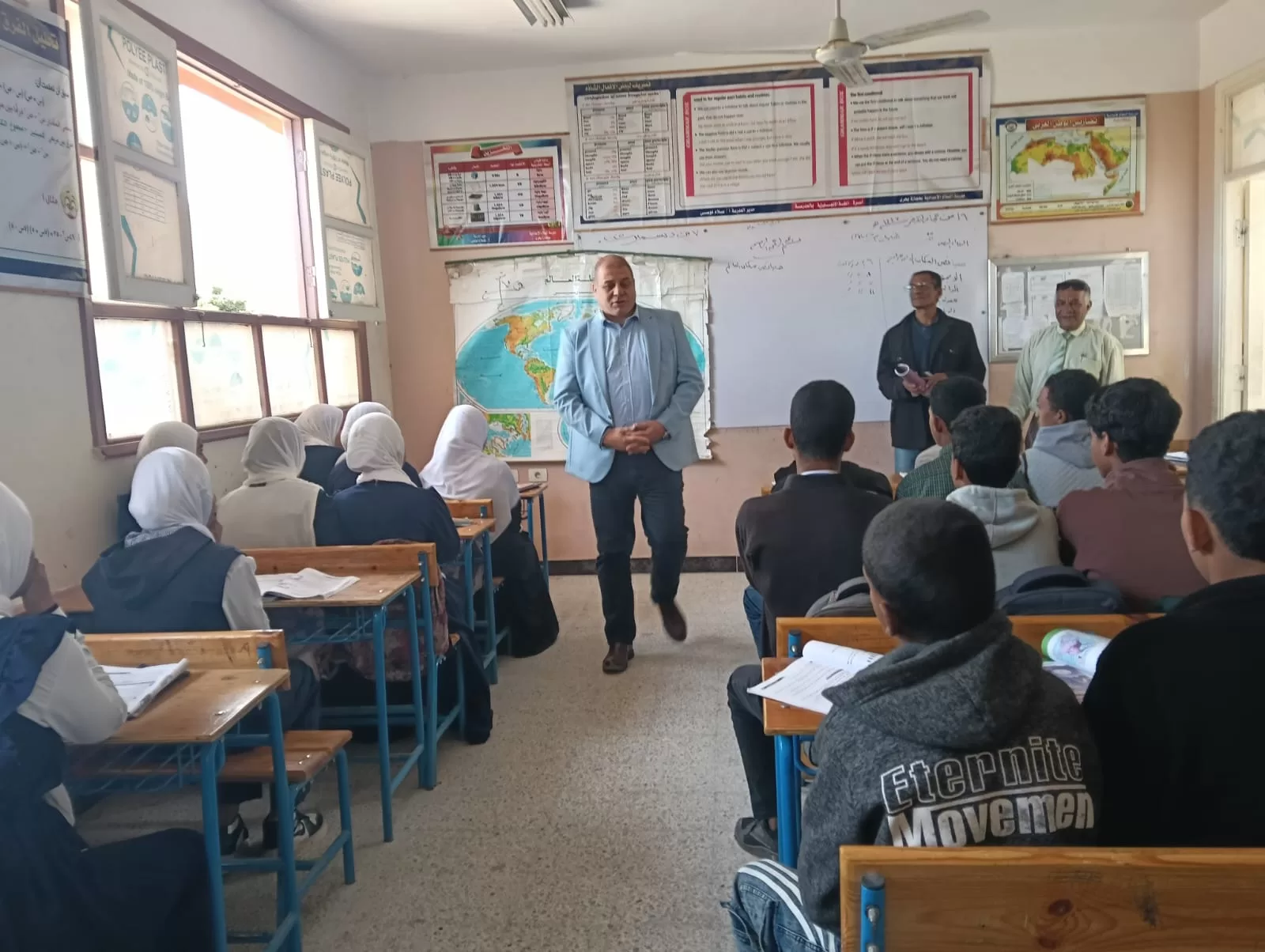 جولة مفاجئة لوكيل تعليم قنا لمتابعة انتظام الدراسة بمدارس قوص 35 - جريدة المساء