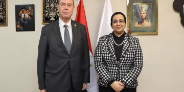 أمل عمار تستعرض جهود المجلس القومي فى تمكين المرأة خلال إستقبالها السفير الفلسطيني بالقاهرة 1 - جريدة المساء