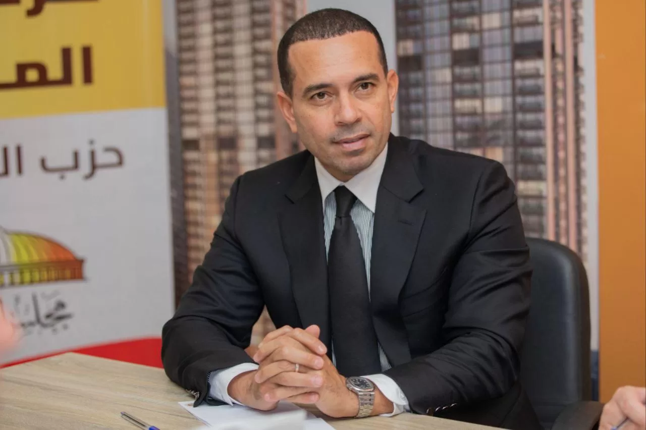 الأمين العام لحزب الشعب الجمهوري يترأس غرفة العمليات المركزية لمتابعة تصويت المصريين في الخارج بالدوائر الثلاثين الملغاة 71 - جريدة المساء