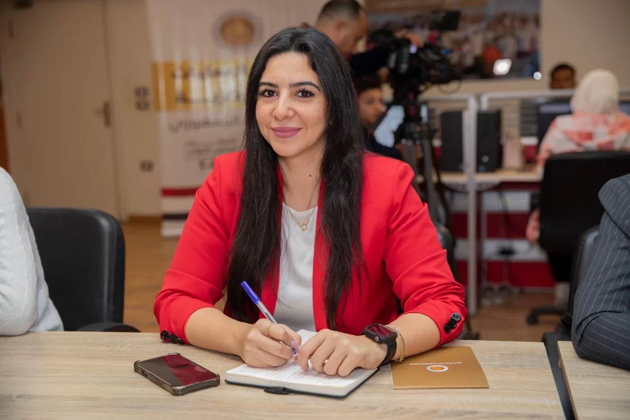 الأمين العام لحزب الشعب الجمهوري يترأس غرفة العمليات المركزية لمتابعة تصويت المصريين في الخارج بالدوائر الثلاثين الملغاة 77 - جريدة المساء