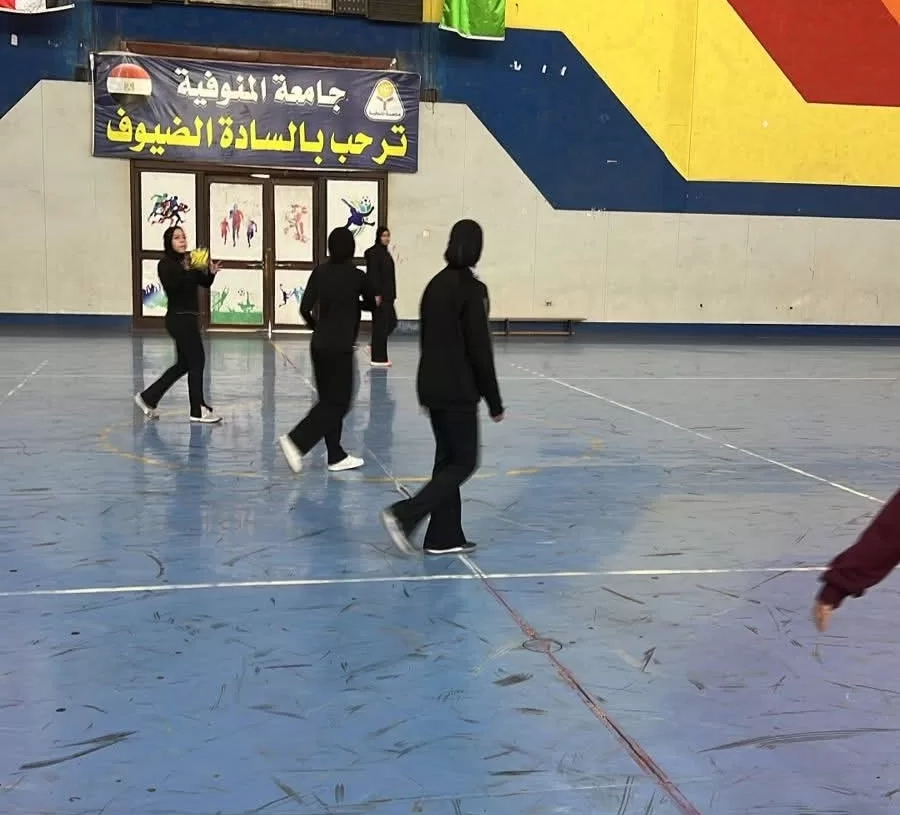 طالبات المنوفية الأهلية يتصدرن القمة.. فريق كرة اليد " الأول "في دوري الجامعة 20 - جريدة المساء طالبات المنوفية الأهلية يتصدرن القمة.. فريق كرة اليد " الأول "في دوري الجامعة 19 - جريدة المساء