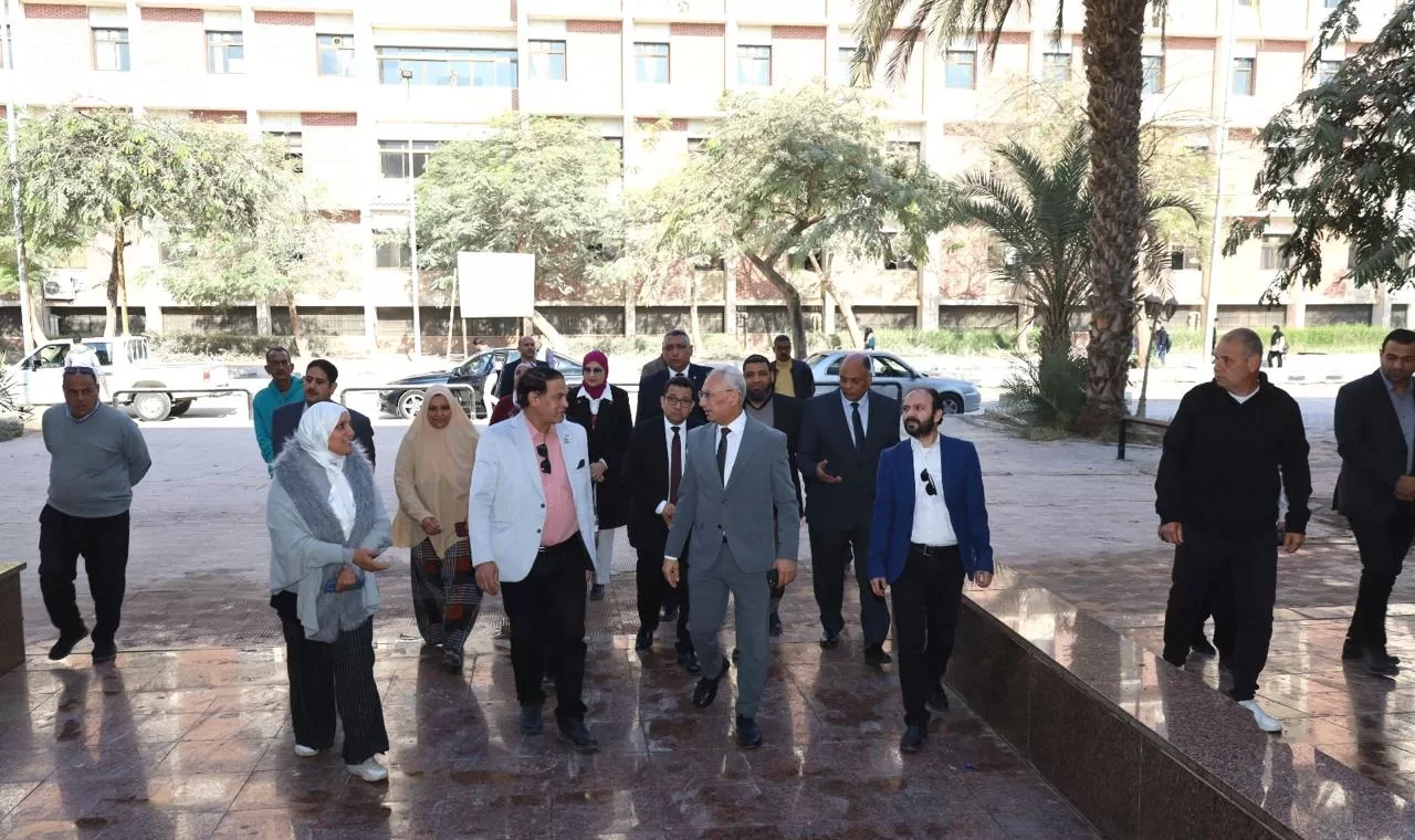 رئيس جامعة المنيا يقترح إنشاء متحف حضاري جديد ليكون مجمعًا للفنون والتاريخ 24 - جريدة المساء رئيس جامعة المنيا يقترح إنشاء متحف حضاري جديد ليكون مجمعًا للفنون والتاريخ 23 - جريدة المساء