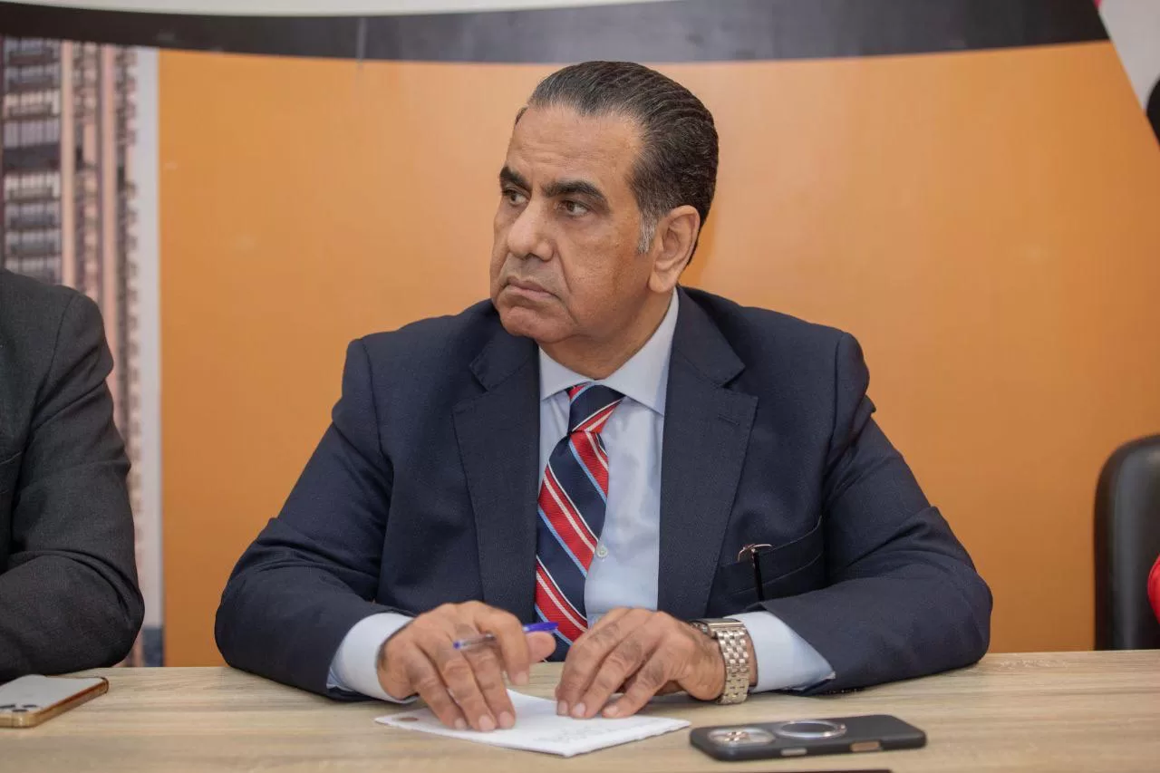 الأمين العام لحزب الشعب الجمهوري يتابع سير العملية الانتخابية في الداخل بالدوائر الثلاثين الملغاة من المرحلة الأولى 24 - جريدة المساء الأمين العام لحزب الشعب الجمهوري يتابع سير العملية الانتخابية في الداخل بالدوائر الثلاثين الملغاة من المرحلة الأولى 23 - جريدة المساء