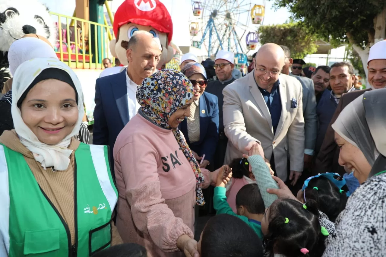 محافظ بني سويف يشارك أطفال دور الأيتام يومًا ترفيهيًا في اليوم العالمي للتطوع 28 - جريدة المساء محافظ بني سويف يشارك أطفال دور الأيتام يومًا ترفيهيًا في اليوم العالمي للتطوع 27 - جريدة المساء