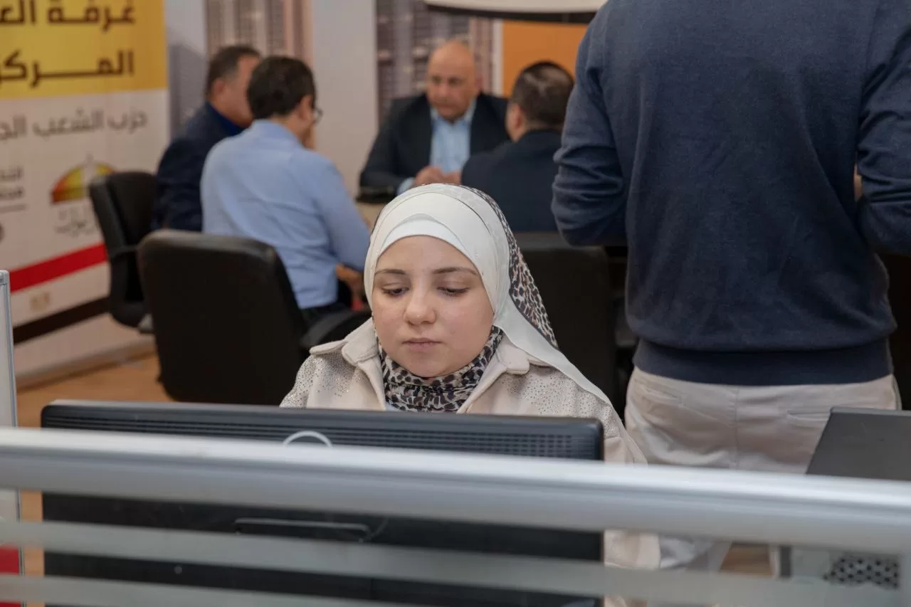 لليوم الثاني.. "الشعب الجمهوري" يواصل متابعة سير العملية الانتخابية في الدوائر الثلاثين الملغاة بالمرحلة الأولى 49 - جريدة المساء