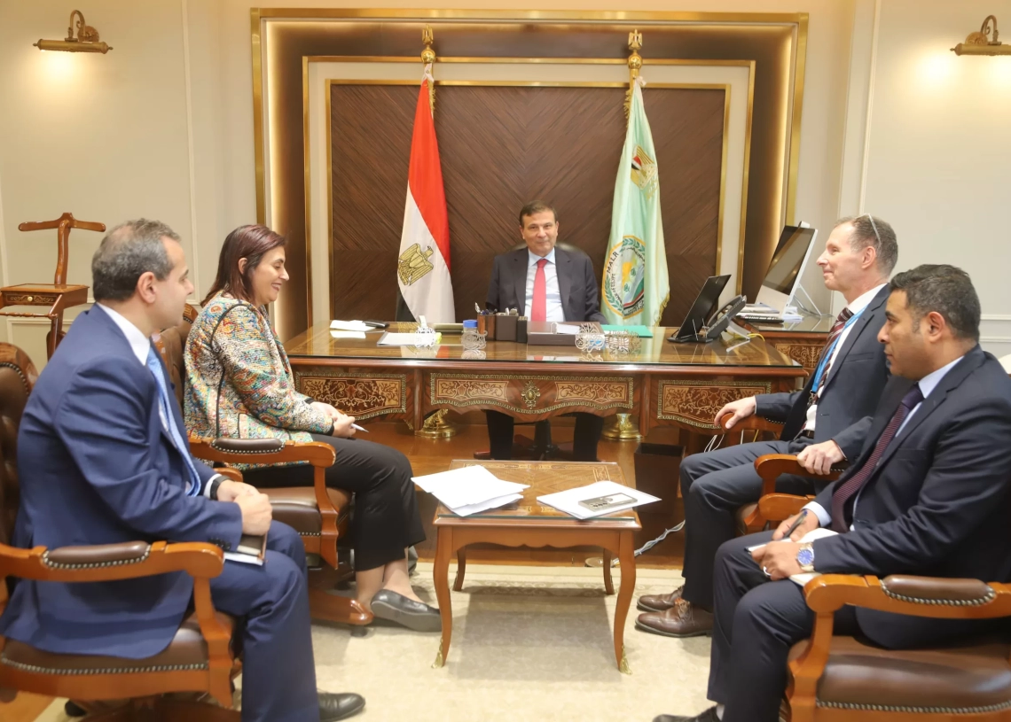 وزير الزراعة يلتقي مدير برنامج الأغذية العالمي بمصر لتنميه المشروعات المشتركة 20 - جريدة المساء وزير الزراعة يلتقي مدير برنامج الأغذية العالمي بمصر لتنميه المشروعات المشتركة 19 - جريدة المساء