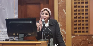 المجلس القومي يناقش “الحماية القانونية للمرأة من العنف الإلكتروني”بندوة بمكتبة الإسكندرية 2 - جريدة المساء المجلس القومي يناقش “الحماية القانونية للمرأة من العنف الإلكتروني”بندوة بمكتبة الإسكندرية 1 - جريدة المساء