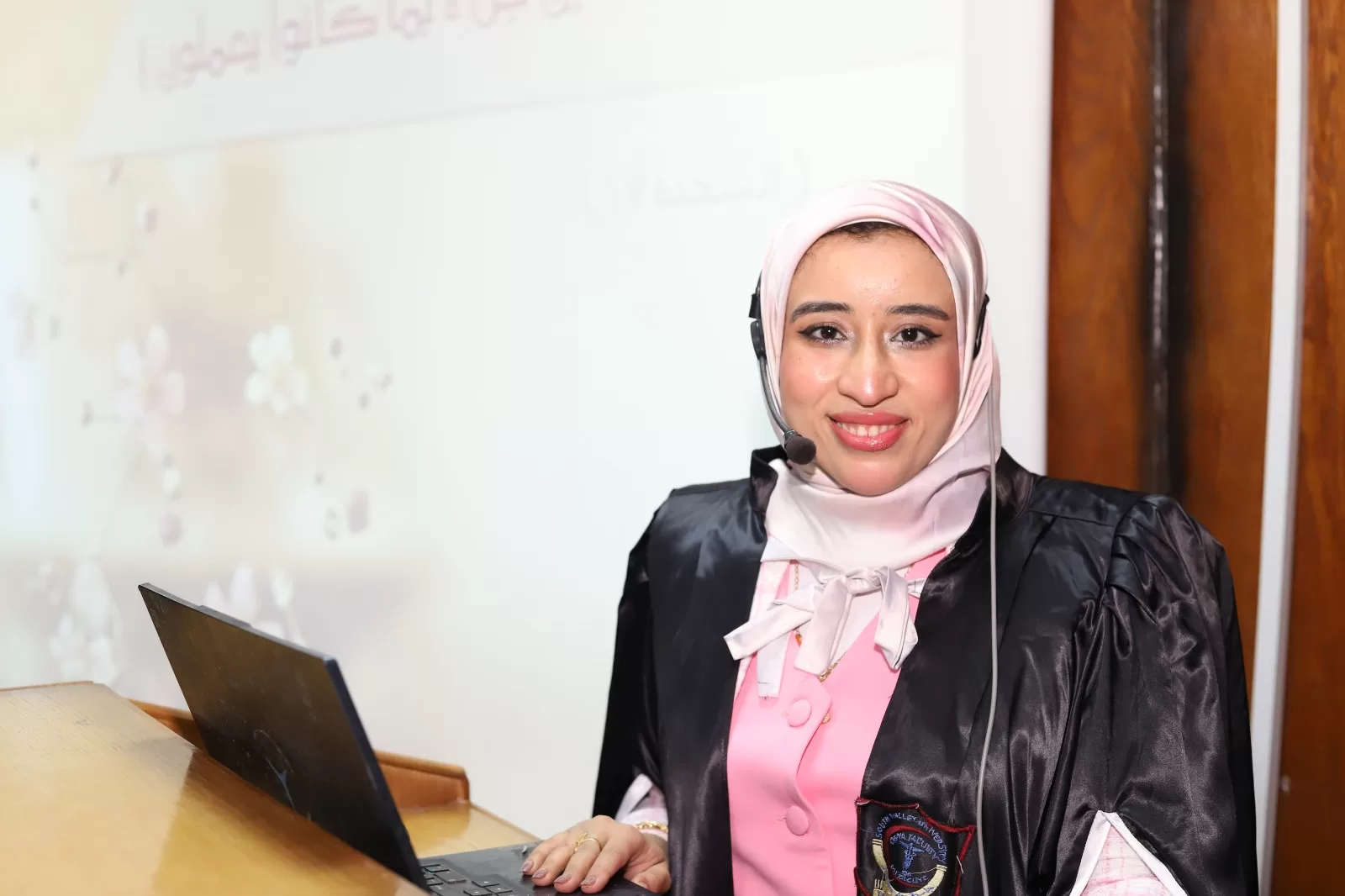 جامعة قنا تناقش رسالة دكتوراه حول جراحة منظار الصدر بالمستشفى الجامعي 33 - جريدة المساء