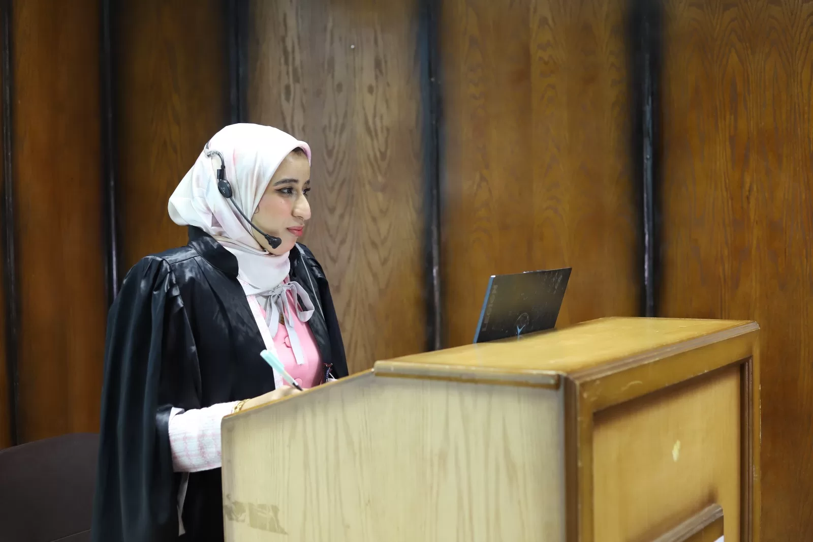 جامعة قنا تناقش رسالة دكتوراه حول جراحة منظار الصدر بالمستشفى الجامعي 37 - جريدة المساء