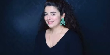 جالا الحديدى بمصاحبة بيانو جريج مارتن تغنى للكريسماس بالأوبرا 2 - جريدة المساء جالا الحديدى بمصاحبة بيانو جريج مارتن تغنى للكريسماس بالأوبرا 1 - جريدة المساء