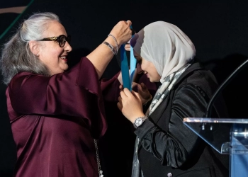 وزيرة التضامن تهنئ هدير الحضري بفوزها بجائزة مراسلي الأمم المتحدة 30 - جريدة المساء وزيرة التضامن تهنئ هدير الحضري بفوزها بجائزة مراسلي الأمم المتحدة 29 - جريدة المساء