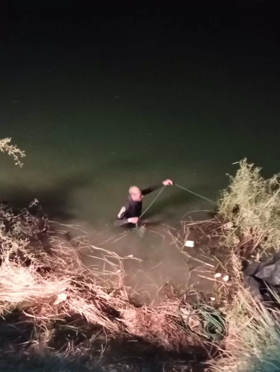 حزن في قنا.. مصرع 6 أشخاص في حادث انقلاب ميكروباص بترعة الكلابية أمام قرية الجبلاو 24 - جريدة المساء