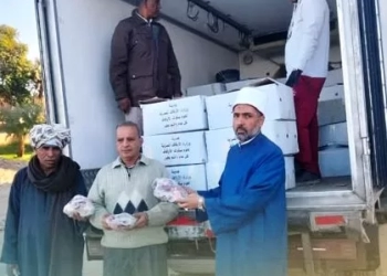 محافظ أسوان يتابع تسليم مديرية الأوقاف لدفعة جديدة من لحوم مشروع " صكوك الإطعام " بإجمالى 2 طن 25 - جريدة المساء