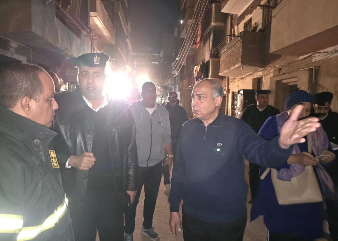 محافظ المنيا يتوجه فورًا إلى موقع انهيار منزل بحي غرب مدينة المنيا 19 - جريدة المساء محافظ المنيا يتوجه فورًا إلى موقع انهيار منزل بحي غرب مدينة المنيا 18 - جريدة المساء