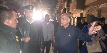 محافظ المنيا يتوجه فورًا إلى موقع انهيار منزل بحي غرب مدينة المنيا 2 - جريدة المساء محافظ المنيا يتوجه فورًا إلى موقع انهيار منزل بحي غرب مدينة المنيا 1 - جريدة المساء