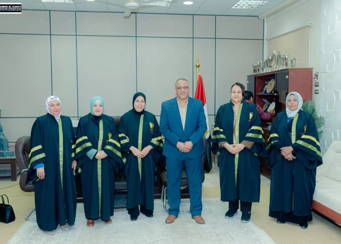 أماني محمد زاكر محمود تتوج امتيازًا في رسالة ماجستير حول دمج ذوي الهمم من خلال الحرف اليدوية 19 - جريدة المساء