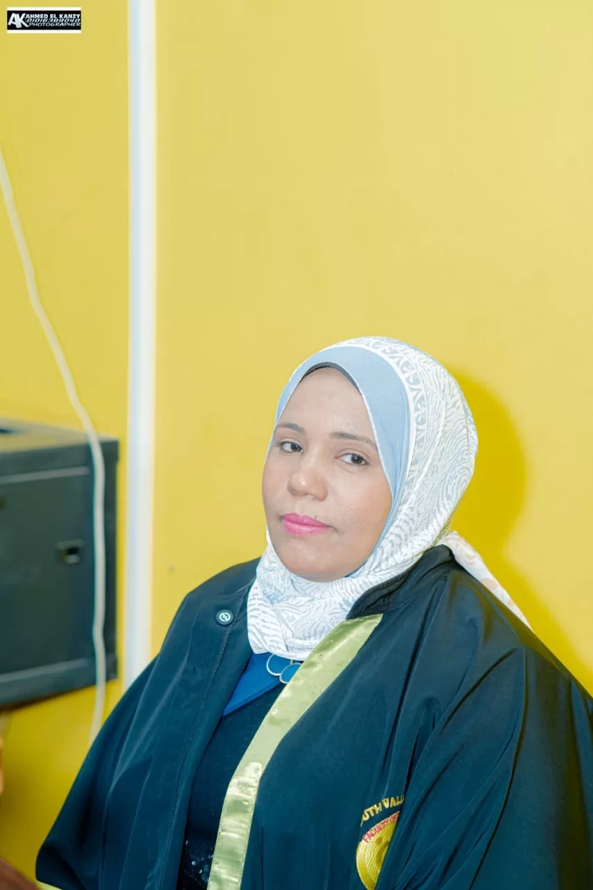 أماني محمد زاكر محمود تتوج امتيازًا في رسالة ماجستير حول دمج ذوي الهمم من خلال الحرف اليدوية 21 - جريدة المساء