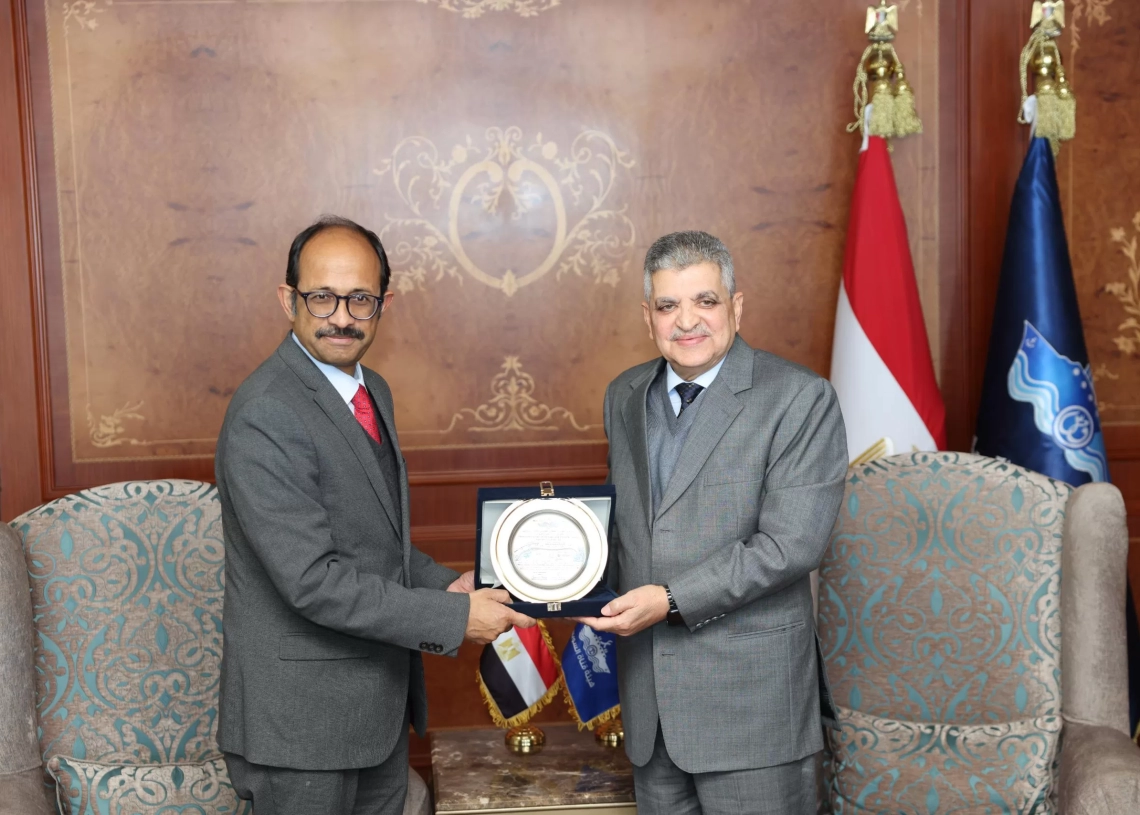 الفريق ربيع: معدلات الملاحة تشهد تحسنا وقمة شرم الشيخ حجر زاوية لاستقرار البحر الأحمر 17 - جريدة المساء