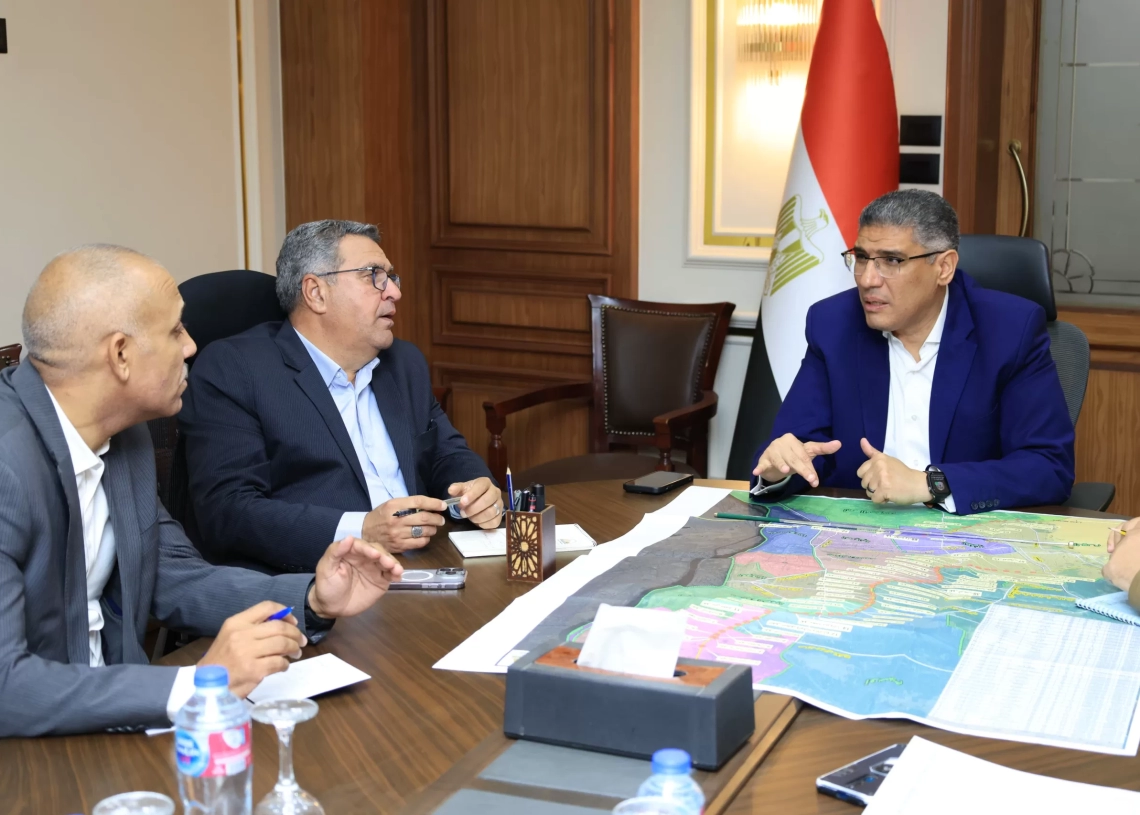 محافظ الجيزة يعلن مخططًا لتطوير 74 نفقًا أسفل الطريق الدائري 19 - جريدة المساء محافظ الجيزة يعلن مخططًا لتطوير 74 نفقًا أسفل الطريق الدائري 18 - جريدة المساء