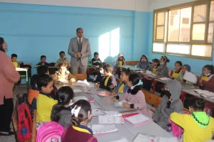 مدير "تعليم الجيزة" يتابع تنفيذ مبادرة "مدارس بلا رواكد" في الهرم وكرداسة 32 - جريدة المساء مدير "تعليم الجيزة" يتابع تنفيذ مبادرة "مدارس بلا رواكد" في الهرم وكرداسة 31 - جريدة المساء