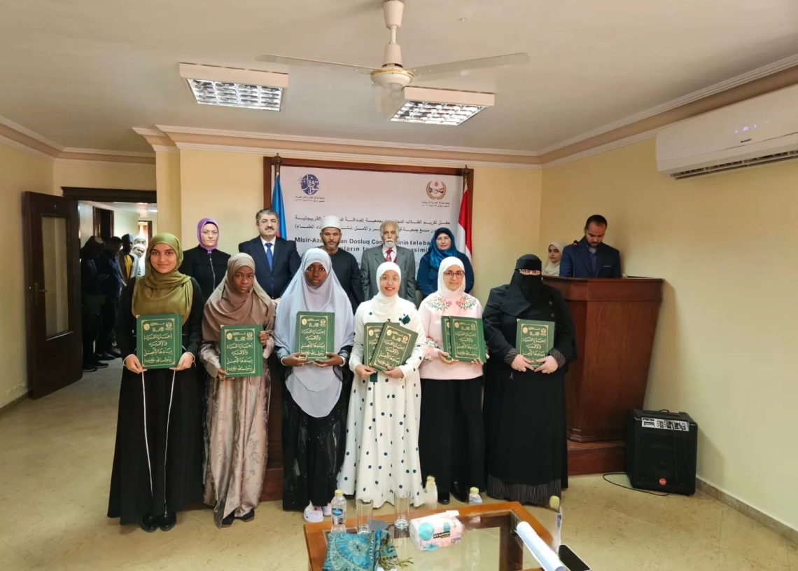 جمعية الصداقة المصرية الأذربيجانية تقدم 186 إجازة وشهادة لطلابها 19 - جريدة المساء