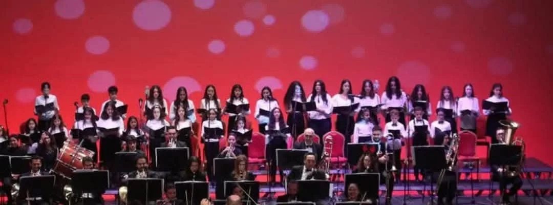 أكابيلا الأطفال يحتفل بالكريسماس فى الأوبرا 19 - جريدة المساء