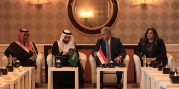 تفاؤل سياحى بنتائج اللقاء.. مع وزير الحج السعودى.. الببلاوى : آلية للتواصل بين الجانبين بما يضمن نجاح عمرة رمضان والحج السياحى 1 - جريدة المساء