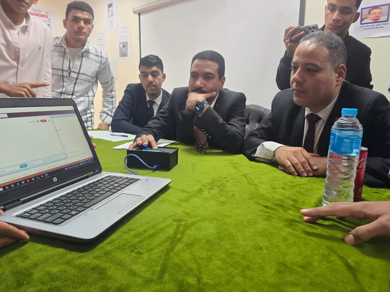 جامعة قنا تناقش المشروعات العملية لطلاب شعبة صيانة الأجهزة الطبية بالمعهد الفني الصحي 35 - جريدة المساء